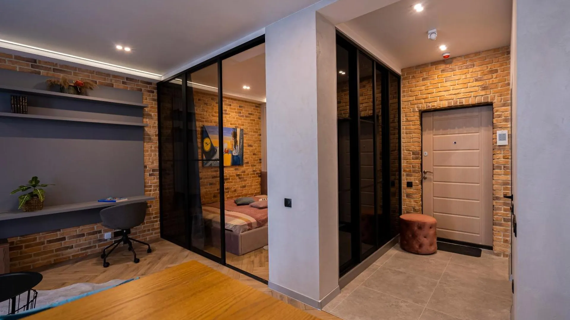 New England Ecoloft Studios Kyiv 0*,